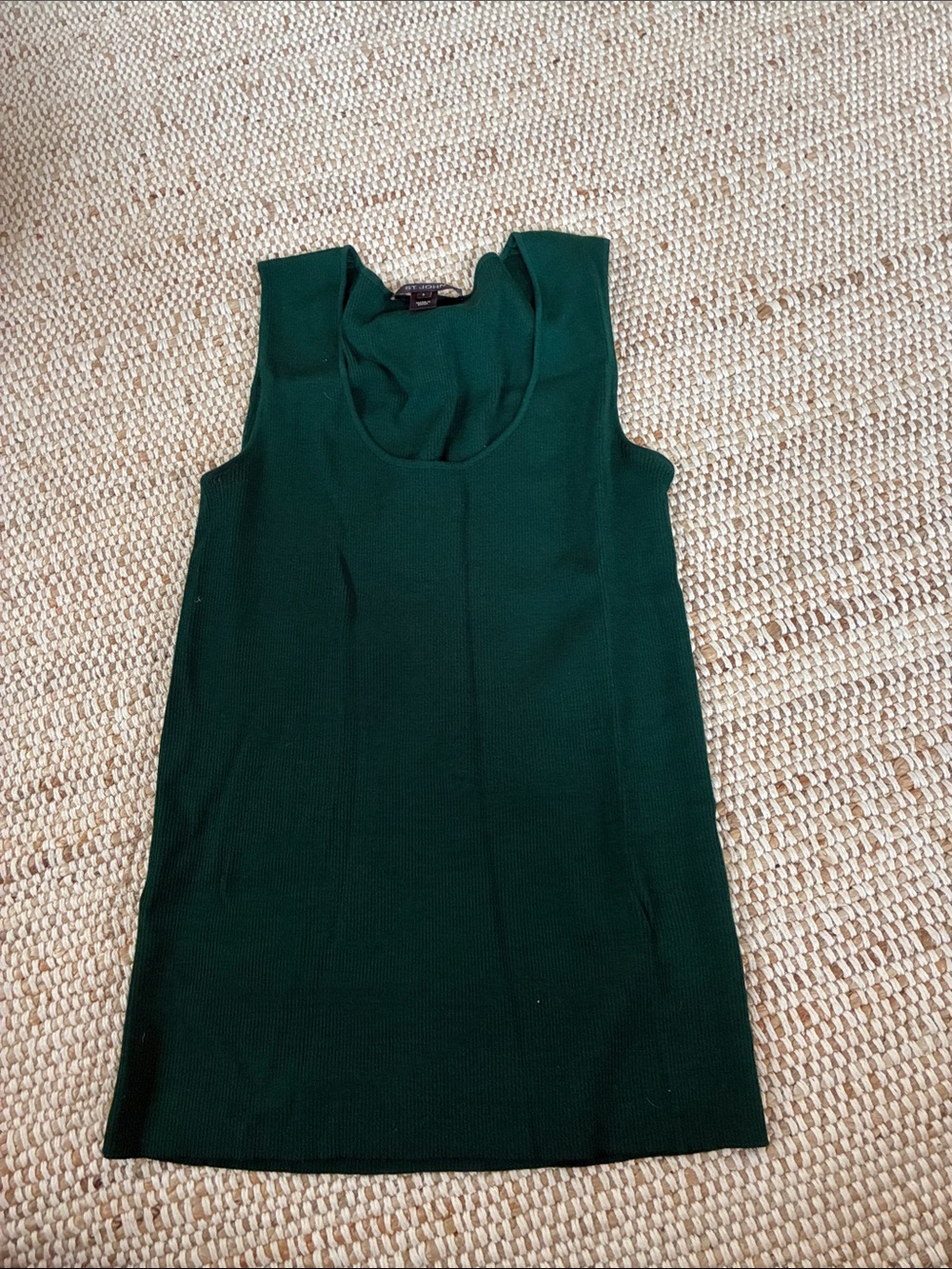 Size Small St. John Deep Green Ribbed Scoop Neck Tank